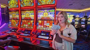Slot game demo with Aviator and Sweet Bonanza